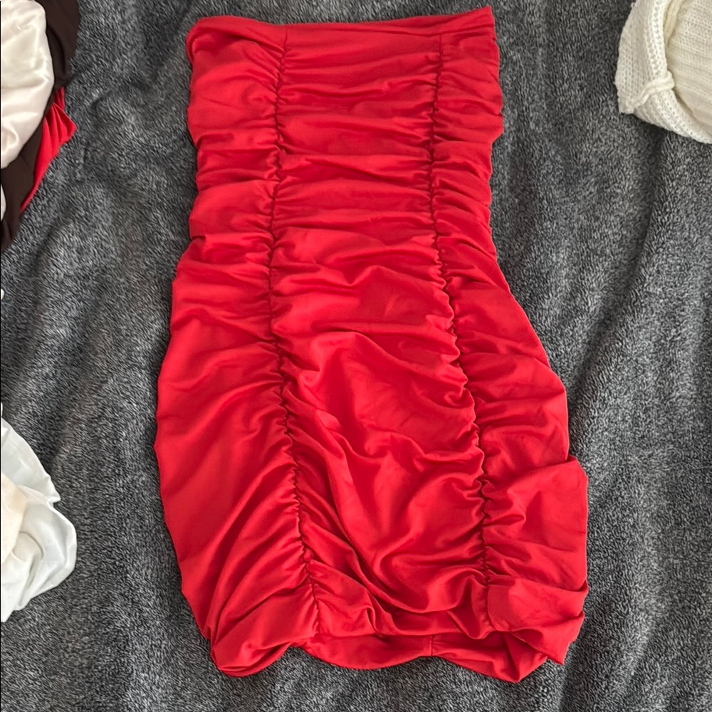 SHEIN Strapless Red Dress